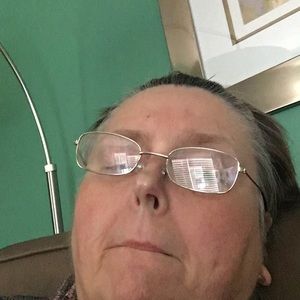 Meet your Posher, Deborah